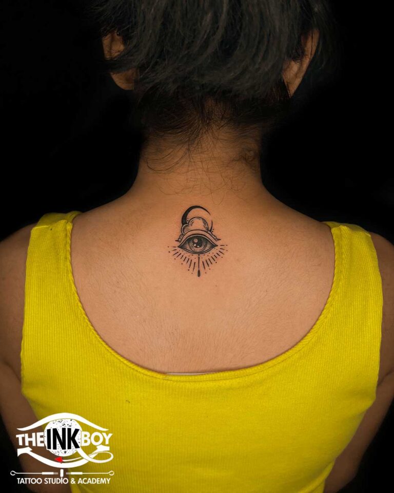 That is a crazy tattoo! : r/woahdude